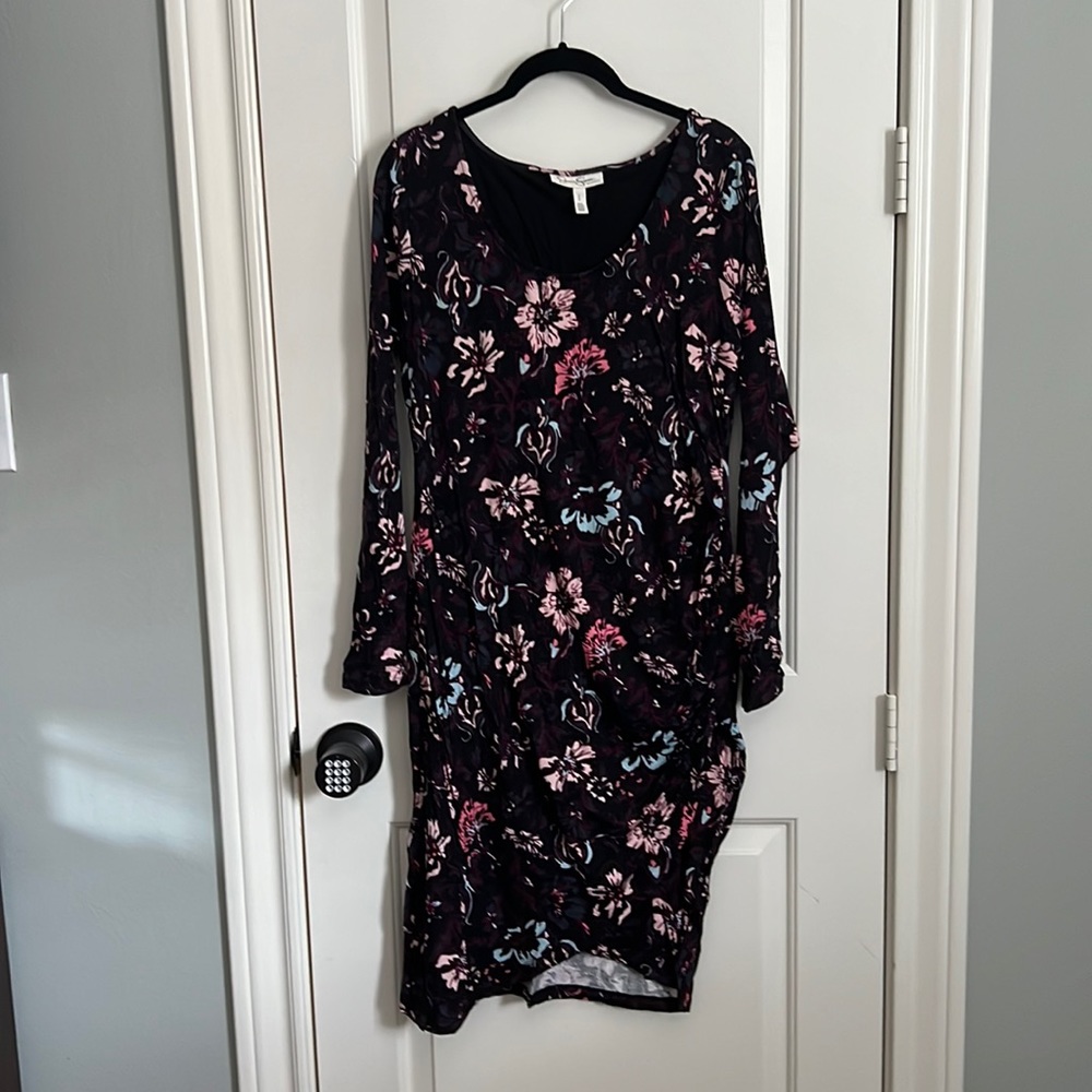 Jessica Simpson Maternity long sleeve knit dress